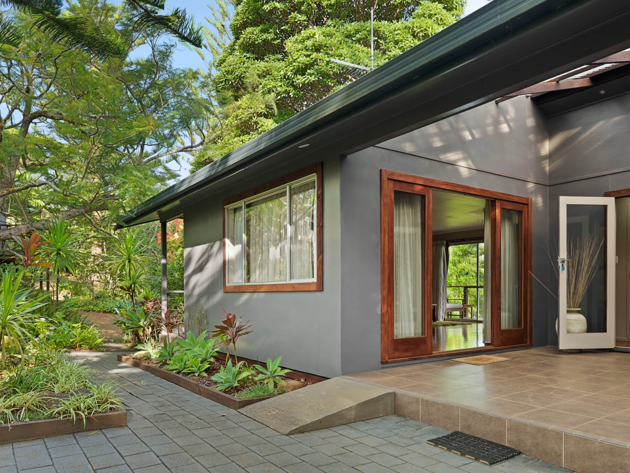 Broad Leaf Villas Exterior on Norfolk Island