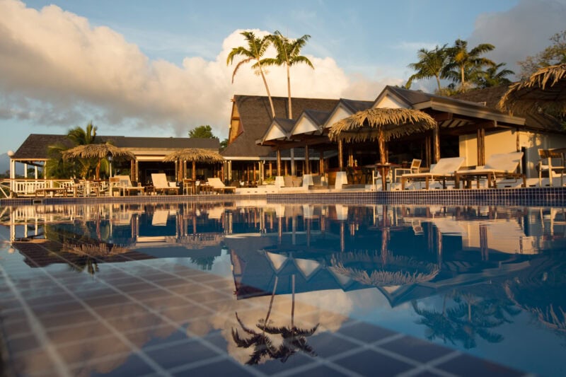 Infinity Pool 